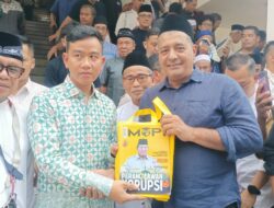 Gibran Rakabuming Raka Terima Majalah Masyarakat Anti Pungli Indonesia, Isu Perang Lawan Pungli Mengemuka