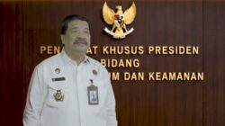 Catatan Akhir Pekan Adi Warman  KPK HARUS BERSIH UNTUK MEMBERSIHKAN